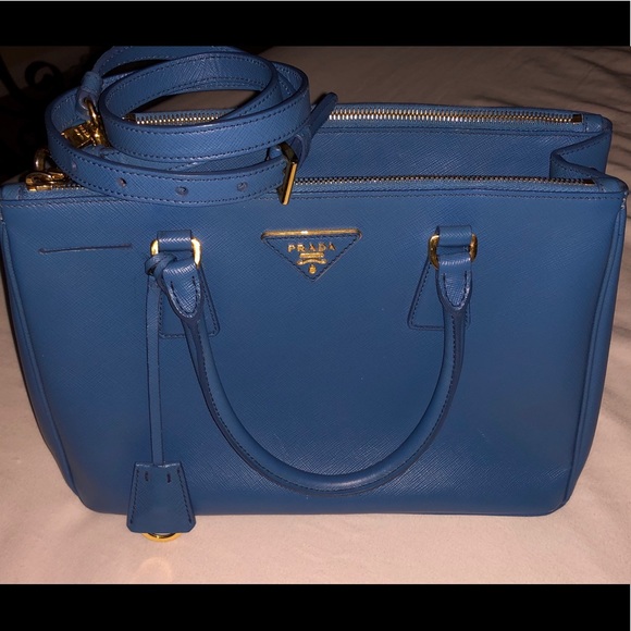 Prada Handbags - Prada Double Zip Lux Tote Saffiano Leather Small